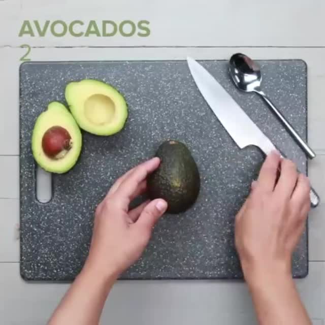 запеченное авокадо с разной начинкой Гиф - Гифис