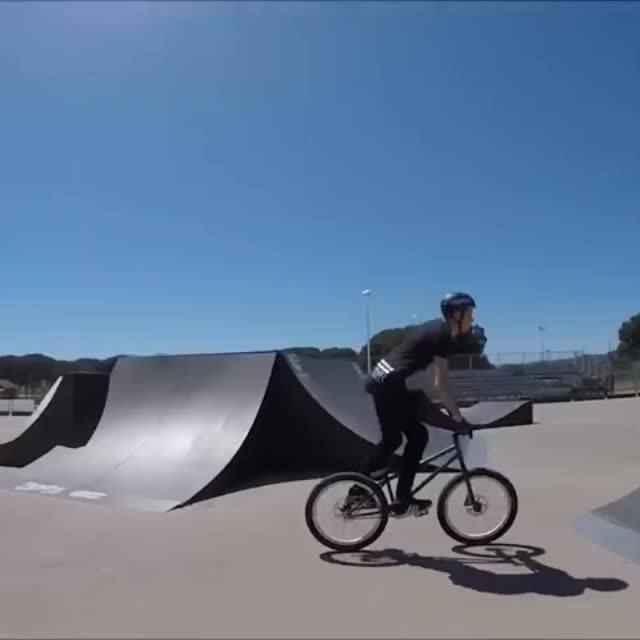 дикейт и мото вип на bmx Гиф - Гифис