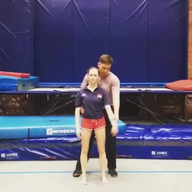 парная гимнастика Гиф - Гифис